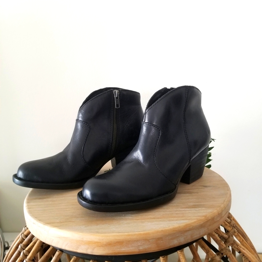 Born Michel Short Western Ankle Boots